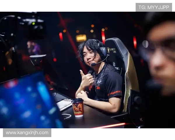 CSGO精彩回顾：深入分析FPX战队的比赛策略与经验分享