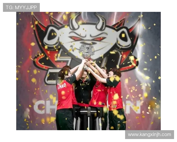 JDG在冠军杯中的强势表现分析与战术解读