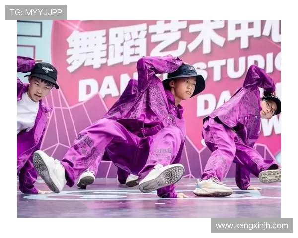 街舞盛宴：深入南京街舞队的默契与激情之旅