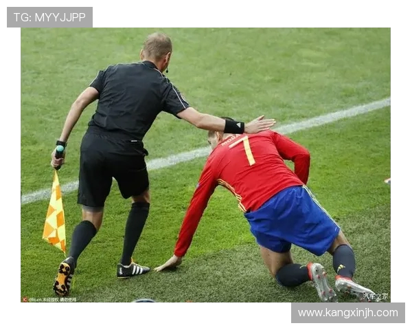 2016年西班牙对阵捷克的精彩盘囗分析与比赛回顾