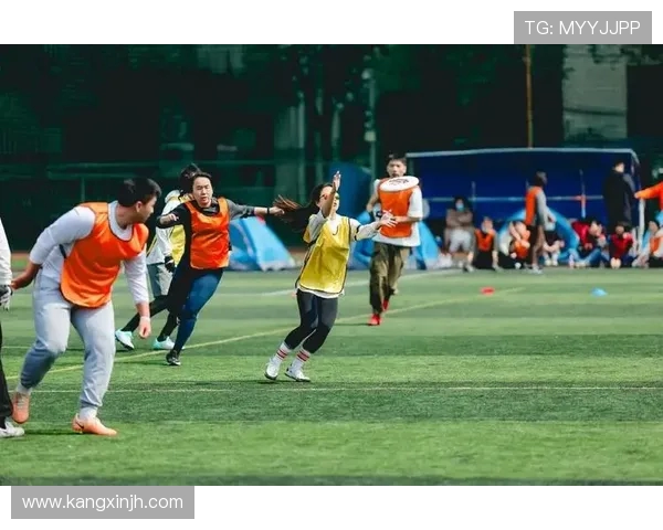 飞盘热潮席卷西安揭秘飞盘队员的训练与竞技状态