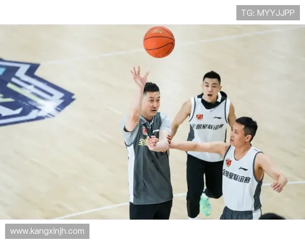 高诗岩：从青涩新星到篮球赛场的璀璨明星之路